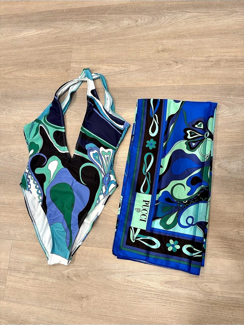 Abstract Print Bikini Set in Blue & Green Like New